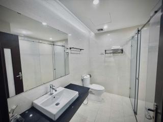 HS Dobry Hotel Ha Long - 1