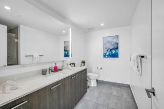 Skyglass Panorama views 2 Bedroom Suites - 7