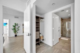 Skyglass Panorama views 2 Bedroom Suites - 5