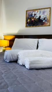 Stúdio Amplo com Ar perto da Praia de Itapuã - 8