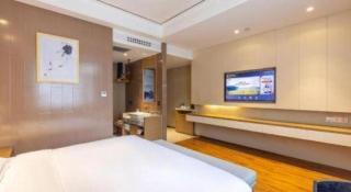 East Queen Hotel (Xi'an Beimen Metro Station) - 4