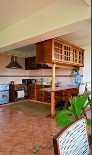 Hewani a bright & airy 1 BR apartment with an ocean view & pool - 4