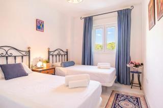 Mi Capricho beach front sea view & pool - Happy Rentals - 3