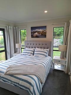 Shakan BnB Lifestyle block relaxation in Kinloch - 6