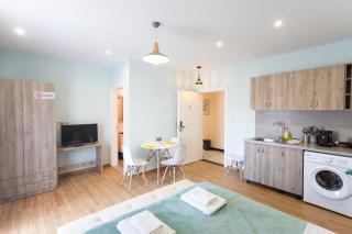 Sunset Bay Stays - 8