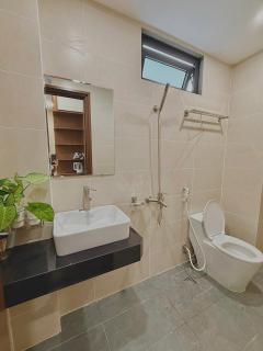 Balcony Modern Comfort in Local Alley - 8