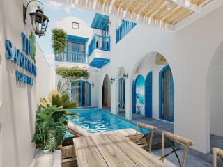 6Bedroom Santorini Pool Villa in Hoi An - 1