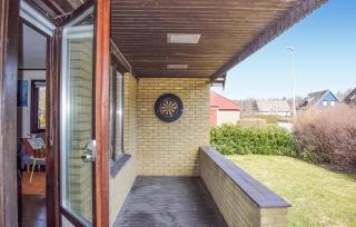 3 Bedroom Cozy Home In Degeberga - 7