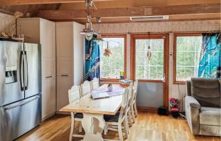 Awesome Home In Sandhem With Sauna - 4
