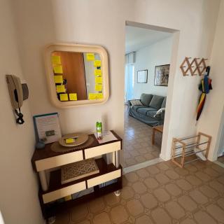 Entire flat, 1 minute walk from lake of Garda - 5