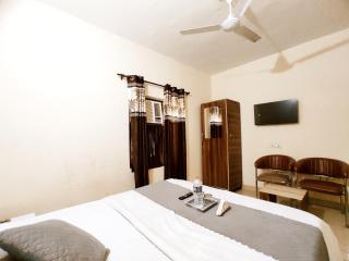 THE WATER FRONT - A Budget Homestay By Organica Group - 3