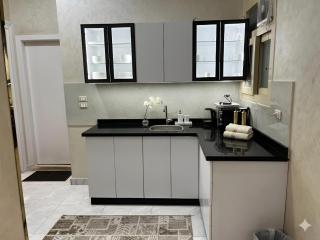 Tahrir square view hotel - down town - 3