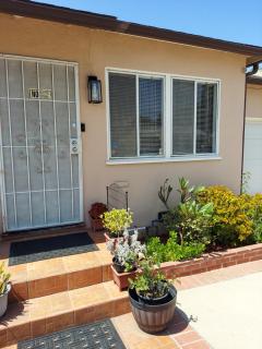 Burbank Airport Universal City -  - 7