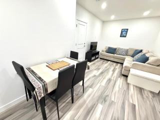 Cozy Two Bedroom Suite in NW Calgary - Near Banff & Calgary Airport - 9