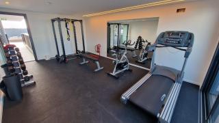 Central Limassol Studio w Balcony Near Beach - 8