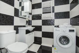 Blue Horizon Batumi Seafront Views Suites - 3