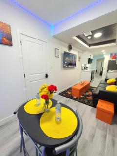 SwitHome Properties Cozy Suite With Pond View, Near YEG Airport - 1