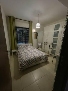 Fully 2 bedrooms apartment for rent in Um Ithaina - 1