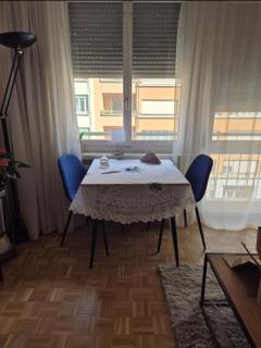 Studio en centre Ville, côté de la Gare de Champel et d l'Hopital - 6