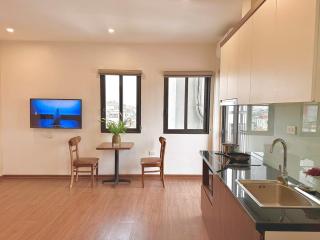 Quiet Alley 1BR Living Room - 7