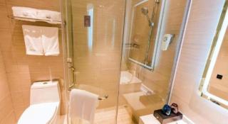 GYA Shanghai Jiangpu Hotel - 1