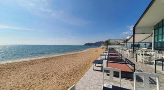 Rattana Pura Beach Resort - 9