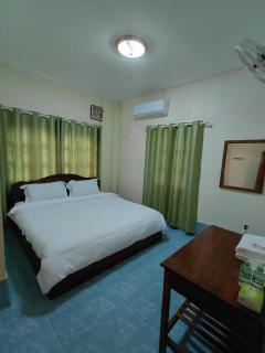 Khopchai Guesthouse - 1