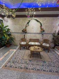 Modernistic Antique Stay - 5