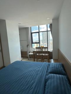 Sunrise Sea View Apartment - 6