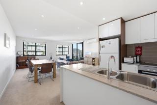 Peaceful Studio Near Canberras Central Attraction - 5