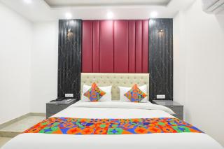 FabHotel Royal Palace Peera Garhi - 5