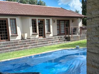 Lavender Lane Guesthouse - 8