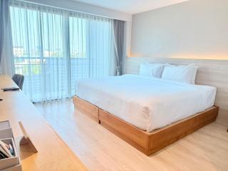 The Horizon Groove Hotel - 9