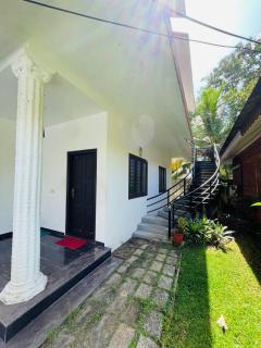 Ritu Beach Villa Alleppey - 7