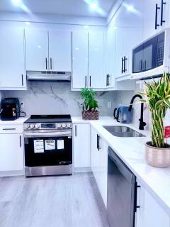 Cozy Room 2 Private Entry Near Airport UofC SAIT Free Parking - 7