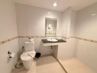 Blue Neptuna Hotel Patong - 3