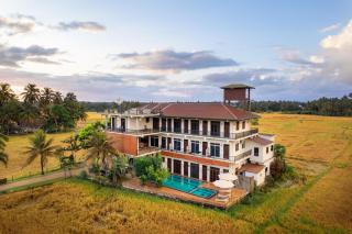 Serene Park Hotel By Ark - 9