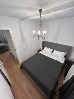 Tiny Cozia Caciulata - 8