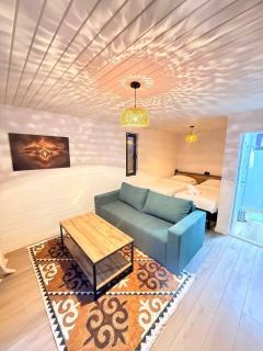 House of Tayan - Lakeside Cabins - 6