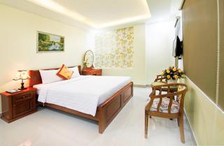 GREEN MOTEL - Near The Sea - 1