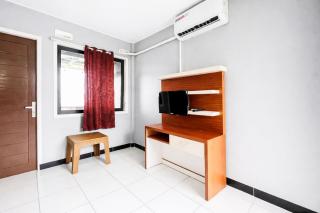 RedDoorz at Rafa Guesthouse Syariah Tasikmalaya - 4