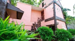 Boom Boom Resort - 3