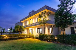 Fable Farm by Alaya Stays 4-BHK Villa with Private Pool, Gazebo & Garden - 2