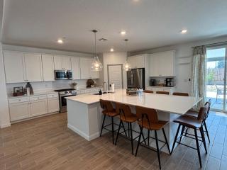 Spacious New 3BR EV Charger 40 min to Sequoia - 6