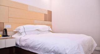 Super 8 Hotel Yiwu Binwang - 2