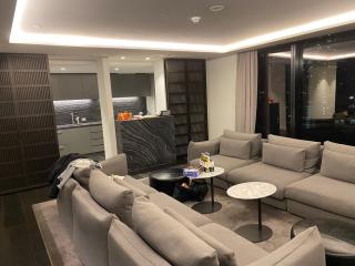 EQ Tower - Furnished 5 Star Rated Queen Bedroom - 5