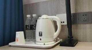 7 Days Premium·Tianjin Gulou Metro Station Joy City - 1