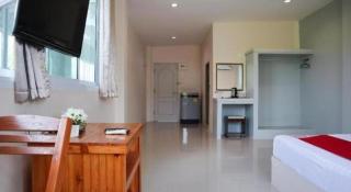 OYO 674 Greenery Home - 9