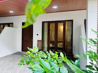 Habarana Y Y Resort - 9