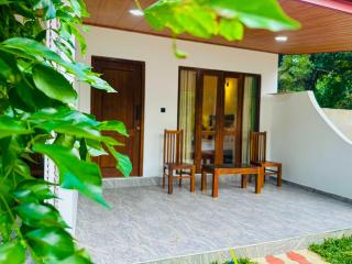 Habarana Y Y Resort - 8